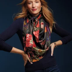 Peeters Bouquet Of Flowers Oversize Oblong Scarf